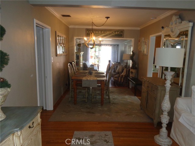Detail Gallery Image 14 of 69 For 3855 York Bld, Los Angeles,  CA 90065 - 3 Beds | 2 Baths