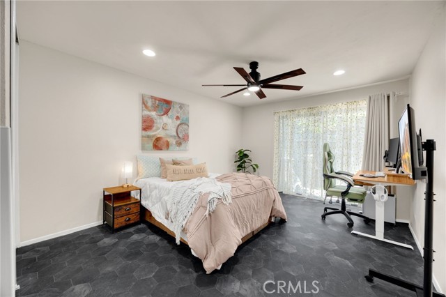 Detail Gallery Image 10 of 25 For 7304 Quill Dr. #182,  Downey,  CA 90242 - 2 Beds | 2 Baths
