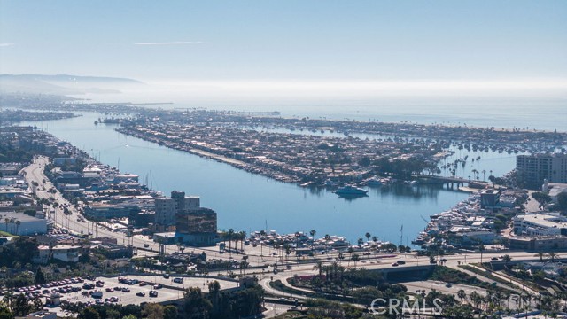 Detail Gallery Image 8 of 57 For 101 Scholz Plaza Ph 16, Newport Beach,  CA 92663 - 2 Beds | 2 Baths