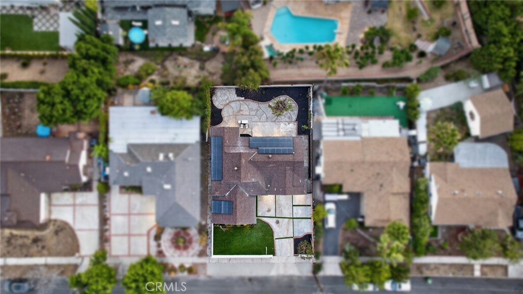 https://media.crmls.org/medias/af0a5682-105f-4903-9fb0-80d2764fc78a.jpg?preset=X-Large