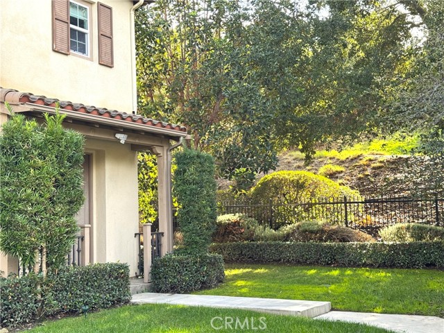 Detail Gallery Image 2 of 54 For 2 Honeydew, Irvine,  CA 92603 - 3 Beds | 2/1 Baths