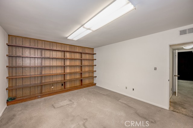 851 Misty Isle Drive, Glendale CA: https://media.crmls.org/medias/af0a803f-8eec-4e43-bd3d-95b2caadf823.jpg