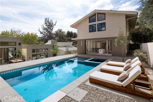 Image 35 of 50 For 12162 Laurel Terrace Drive