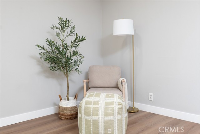 Detail Gallery Image 5 of 32 For 2275 Farringdon Ave, Pomona,  CA 91768 - 3 Beds | 2 Baths