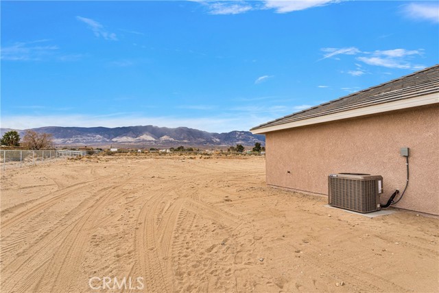 Detail Gallery Image 31 of 47 For 36135 Sutter Rd, Lucerne Valley,  CA 92356 - 4 Beds | 2 Baths