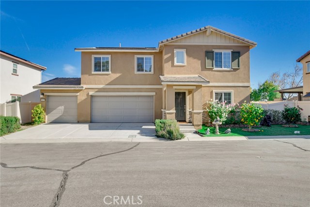 Detail Gallery Image 1 of 32 For 10476 Sparrow Ct, Moreno Valley,  CA 92557 - 4 Beds | 3 Baths