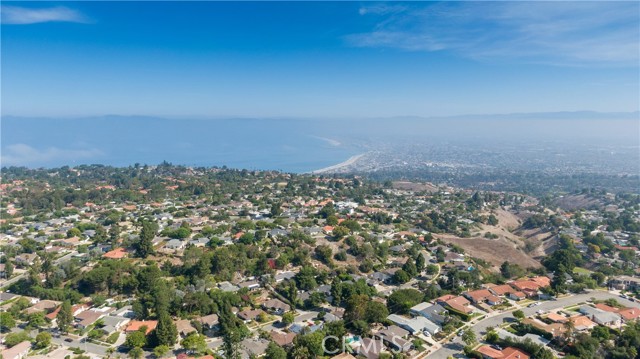 5718 Ravenspur Drive, Rancho Palos Verdes, California 90275, 2 Bedrooms Bedrooms, ,1 BathroomBathrooms,Residential,Sold,Ravenspur,PV22160512