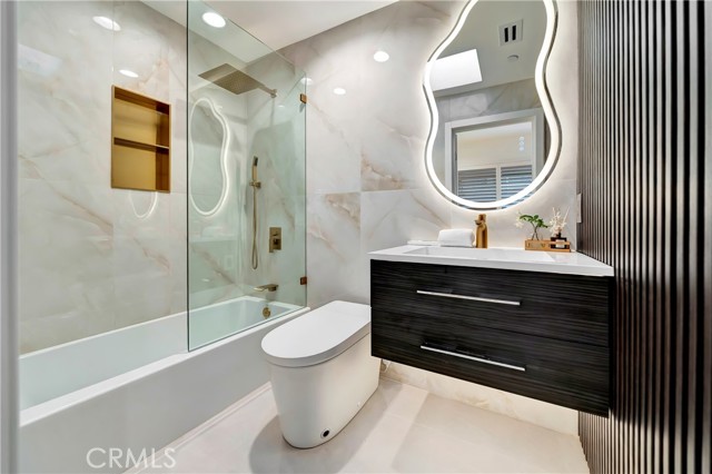 Detail Gallery Image 26 of 42 For 1020 Hilldale, West Hollywood,  CA 90069 - 3 Beds | 3 Baths