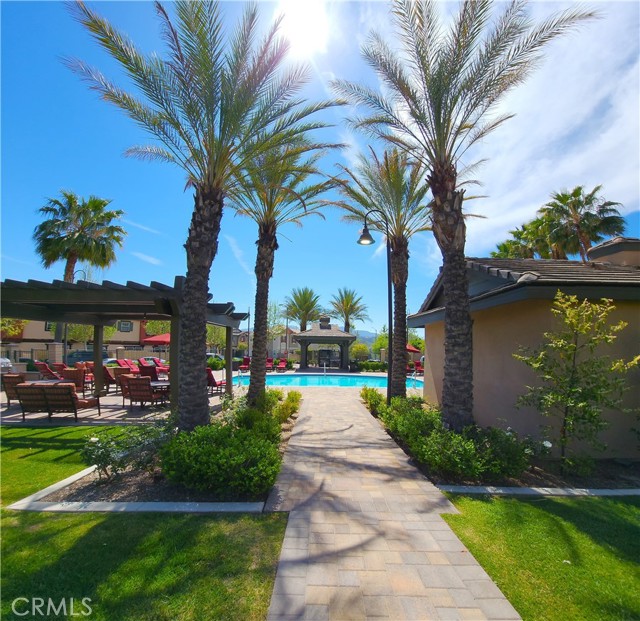 22013 Barrington Way, Saugus CA: https://media.crmls.org/medias/af0e2c76-8d97-428b-927d-6f0d57bfba20.jpg