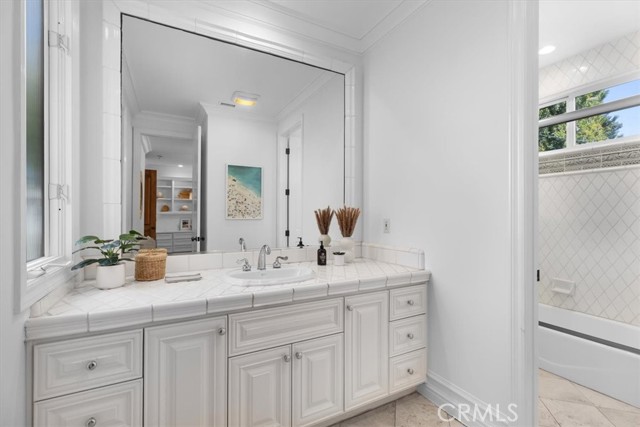 Detail Gallery Image 29 of 36 For 1816 Palm Ave, Manhattan Beach,  CA 90266 - 5 Beds | 4 Baths