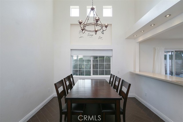 Detail Gallery Image 9 of 27 For 11000 Kimberly, Montclair,  CA 91763 - 3 Beds | 2/1 Baths