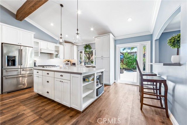 5732 Anthony Ave, Garden Grove CA: https://media.crmls.org/medias/af0f9d5a-c2e1-4013-b116-8d9f837c3b14.jpg