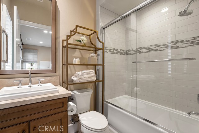 Detail Gallery Image 61 of 72 For 103 Andirons, Irvine,  CA 92602 - 5 Beds | 5/1 Baths