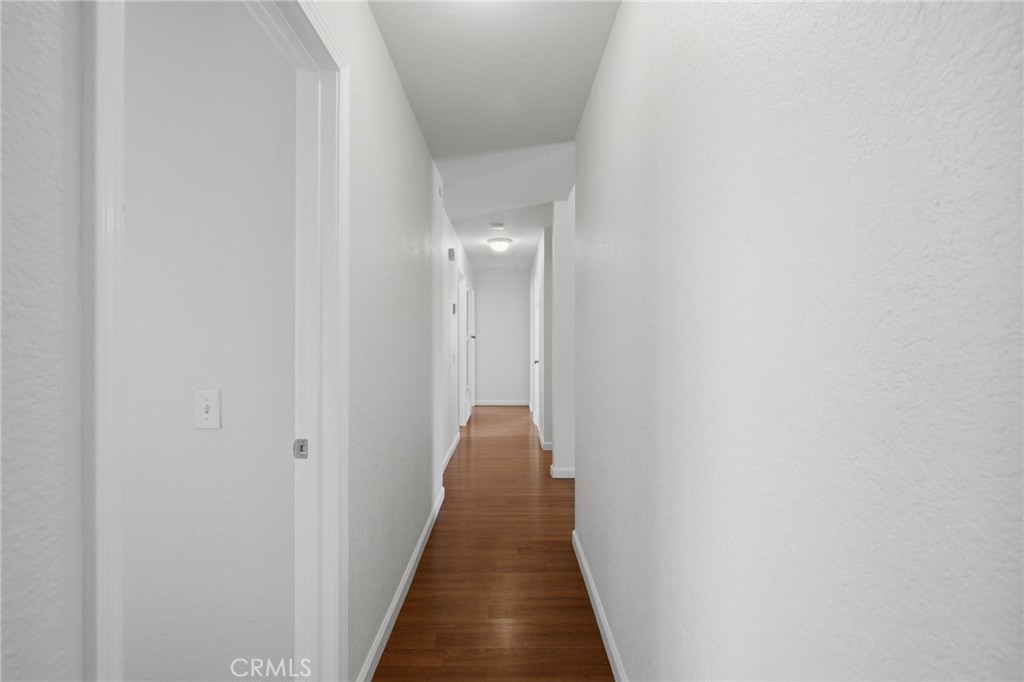https://media.crmls.org/medias/af0fe4b5-1437-44cf-81b9-77d795088a82.jpg?preset=X-Large