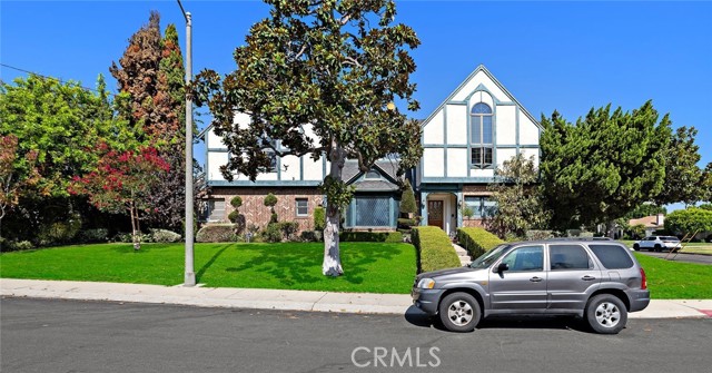 Detail Gallery Image 1 of 49 For 8001 Alverstone Ave, Los Angeles,  CA 90045 - 3 Beds | 4 Baths