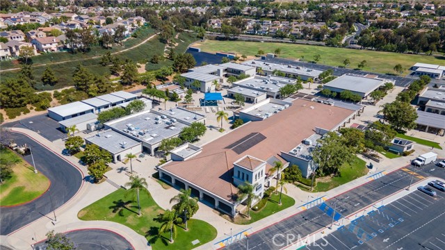 11 Spring View Way, Rancho Santa Margarita CA: https://media.crmls.org/medias/af10e1c8-8d13-463a-94b8-4d63e74657d4.jpg