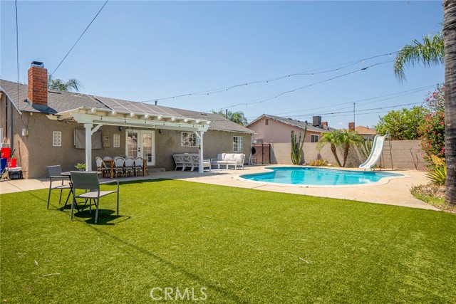 10245 Poulsen Avenue, Montclair CA: https://media.crmls.org/medias/af1119e2-0105-48ae-96c8-9ff9b5204b34.jpg
