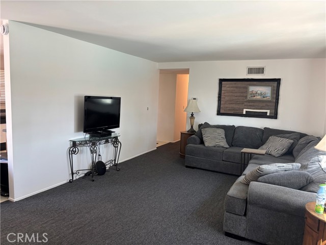 134 W Laxford Street, Glendora CA: https://media.crmls.org/medias/af11fc10-5568-4f09-b017-bc4436a10fdf.jpg