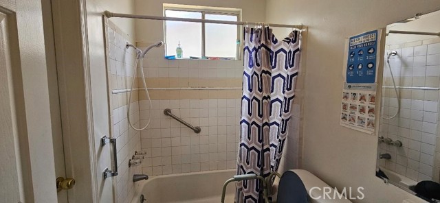  Commercial for Sale in Granada Hills, California
