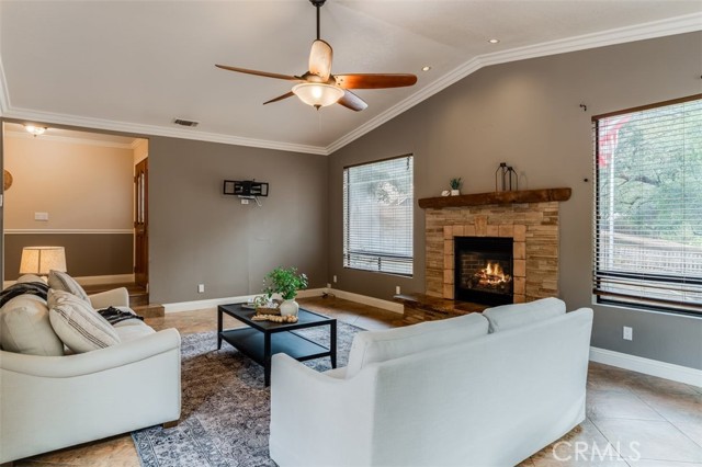 Detail Gallery Image 13 of 47 For 5450 Pescado Ct, Atascadero,  CA 93422 - 3 Beds | 2 Baths