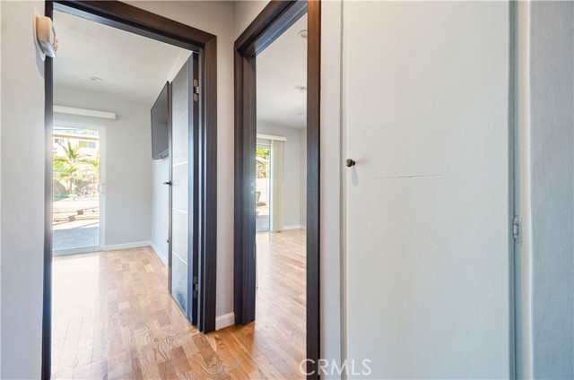 Detail Gallery Image 14 of 26 For 721 E Elmwood, Burbank,  CA 91501 - 3 Beds | 2 Baths