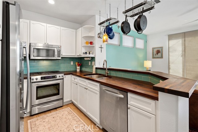 Image 9 of 33 For 134 Las Flores