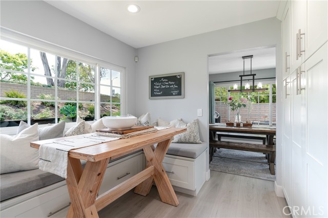 12 Juniper, Irvine CA: https://media.crmls.org/medias/af141f8b-47f9-4c02-9a81-16014712f558.jpg