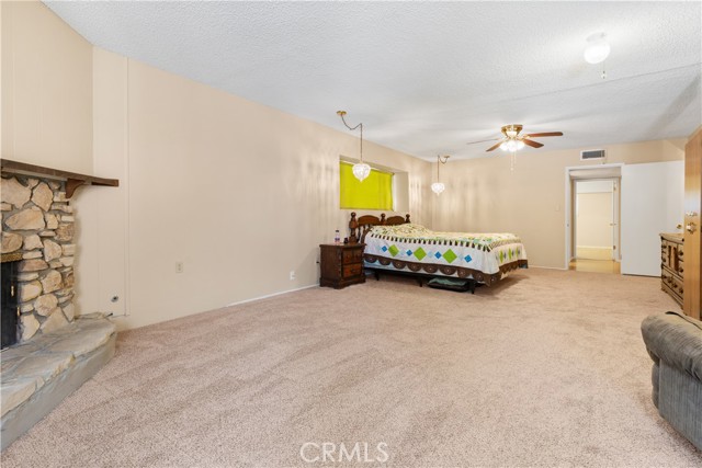 3419 Crest Drive, Bakersfield CA: https://media.crmls.org/medias/af14b180-8a41-47f8-af1a-348a2d0b0739.jpg