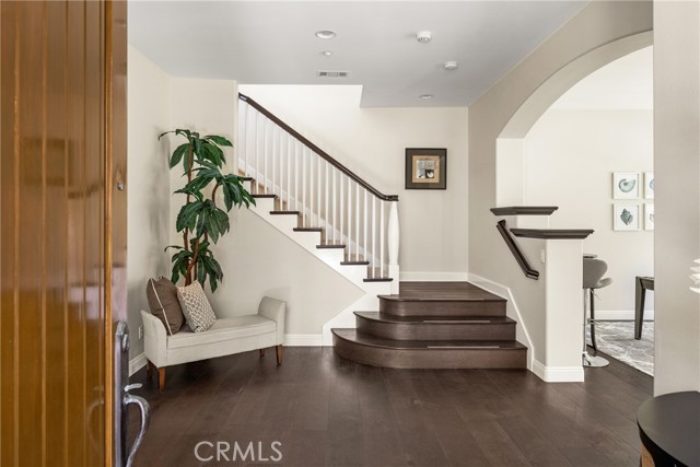 21270 Elda Cir, Huntington Beach CA: https://media.crmls.org/medias/af14c688-fba6-4622-b03a-47f6b4d4ca2d.jpg