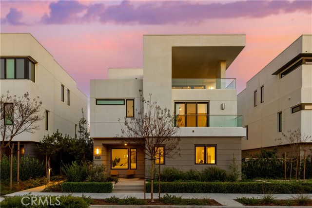 Detail Gallery Image 35 of 56 For 16376 Veterans, Tustin,  CA 92782 - 4 Beds | 3/1 Baths