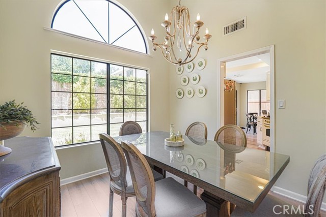 3931 Cottonwood Grove Trail, Calabasas CA: https://media.crmls.org/medias/af15c720-7be1-4189-8a0d-bf589c3fd403.jpg