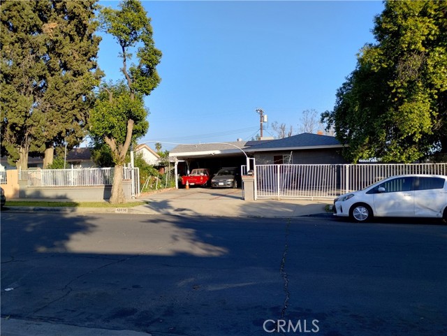 12036 Jouett Street, Sylmar CA: https://media.crmls.org/medias/af15ed75-ee60-4e4f-9518-a3f43213993f.jpg