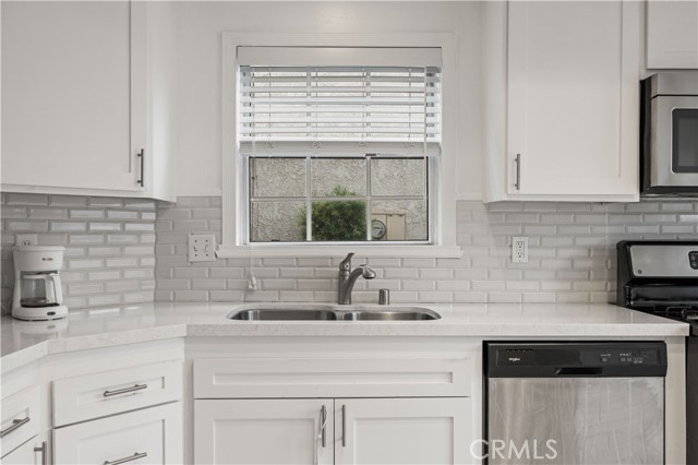 26938 Terri Drive, Canyon Country CA: https://media.crmls.org/medias/af163c28-b3d7-4733-a896-48dd24d176bc.jpg