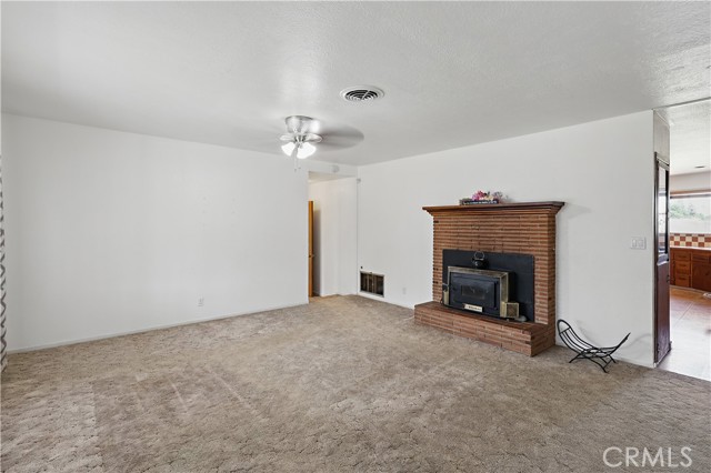 Detail Gallery Image 7 of 53 For 6344 Gertrude Ave, Winton,  CA 95388 - 3 Beds | 2 Baths