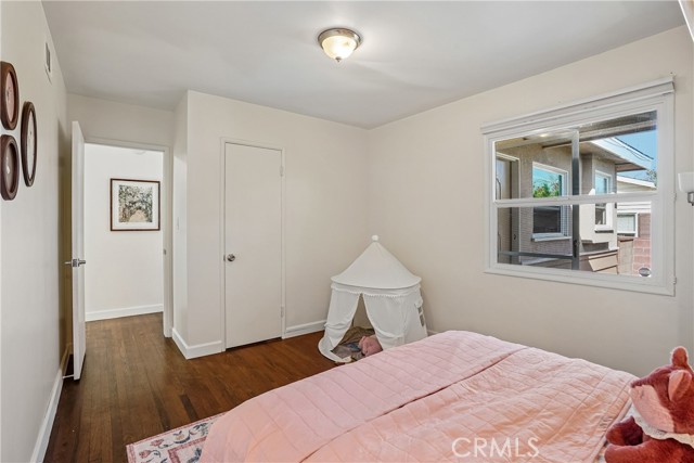 18031 Gramercy Place photo 14