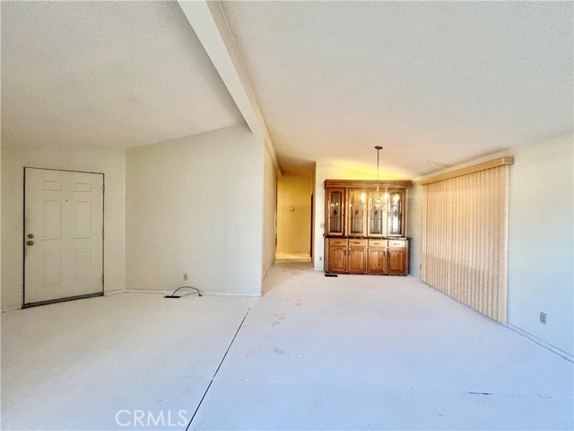 24600 Mountain Ave, Hemet CA: https://media.crmls.org/medias/af17d03c-4440-4f6d-ba97-7c562a8d0649.jpg