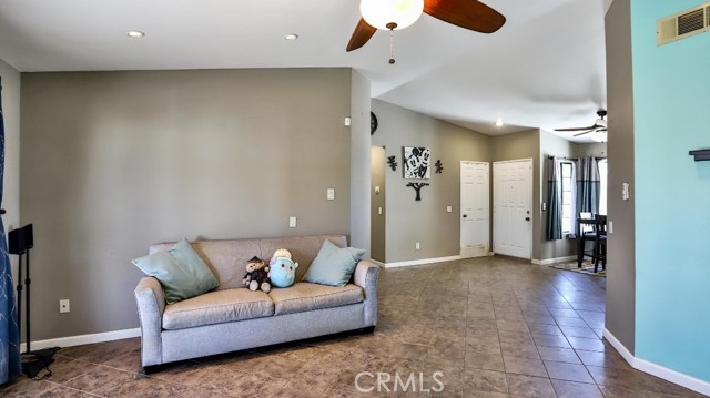 Detail Gallery Image 16 of 75 For 1753 Boatswain Ln, Perris,  CA 92571 - 3 Beds | 2 Baths