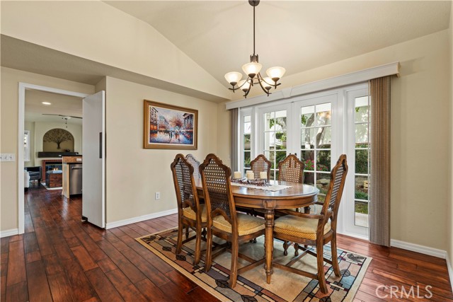 Detail Gallery Image 16 of 52 For 26355 Marsala Dr, Valencia,  CA 91355 - 4 Beds | 2 Baths