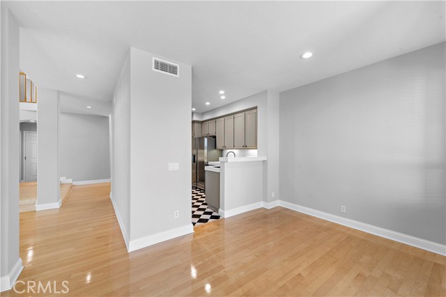 26426 Modena, Laguna Hills CA: https://media.crmls.org/medias/af1af152-42df-4df5-88d7-986b5b3885b0.jpg