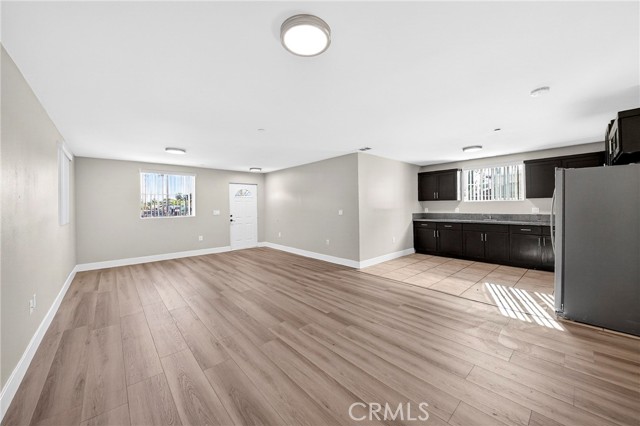 Detail Gallery Image 6 of 34 For 8711 Mckinley Place, Los Angeles,  CA 90002 - – Beds | – Baths