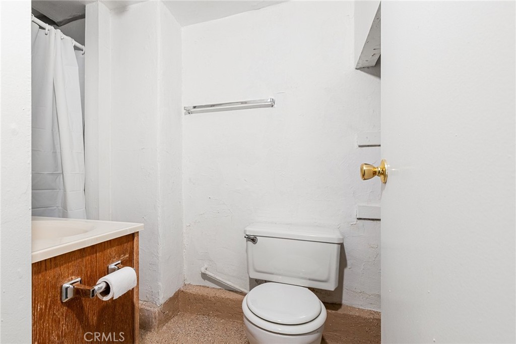 https://media.crmls.org/medias/af1b411c-0baf-4c1d-9aa9-2bc68a28cd8c.jpg?preset=X-Large