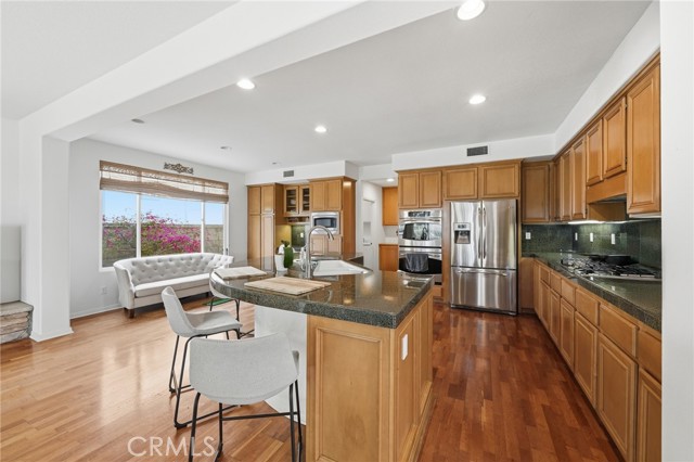 Detail Gallery Image 6 of 50 For 8251 E Marblehead Way, Anaheim Hills,  CA 92808 - 5 Beds | 3 Baths