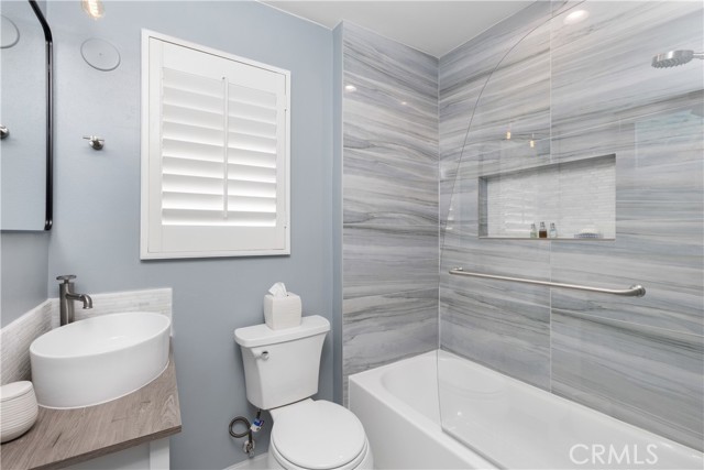 1917 Nelson Avenue, Redondo Beach, California 90278, 3 Bedrooms Bedrooms, ,2 BathroomsBathrooms,Residential,Sold,Nelson,SB22174600