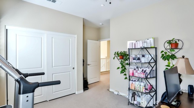 Detail Gallery Image 27 of 45 For 4693 Holly Ave, Long Beach,  CA 90805 - 3 Beds | 2/1 Baths