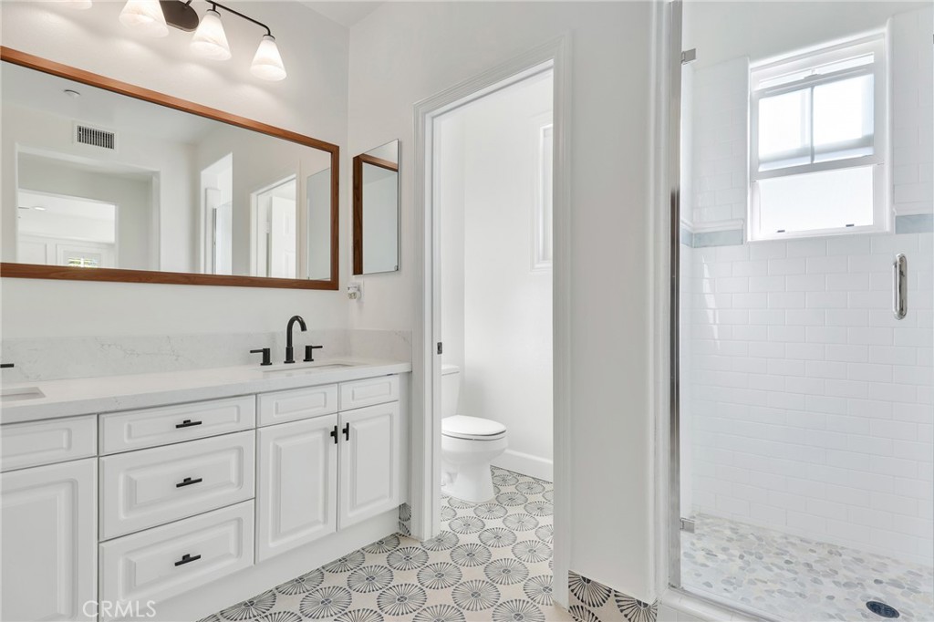 MLS #OC25270276 image #13