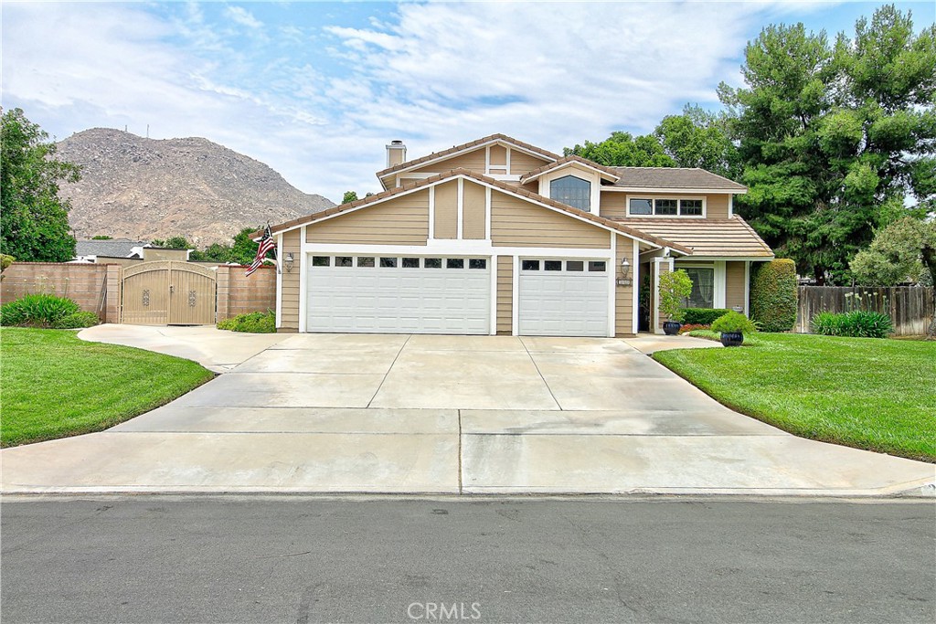 340 Pelican Drive