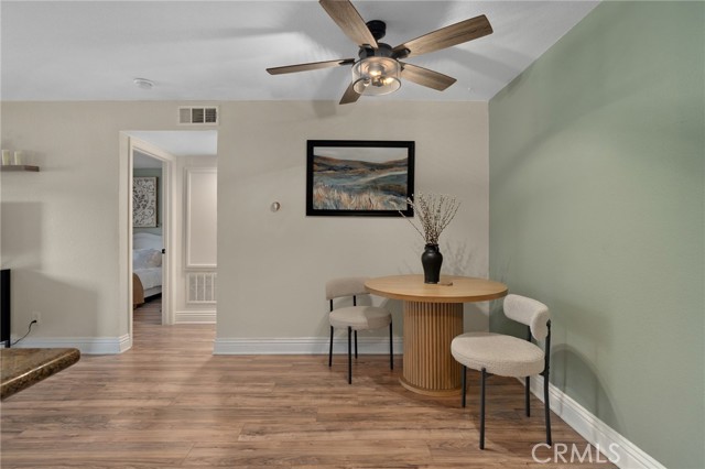 Detail Gallery Image 7 of 28 For 2350 Del Mar Way #203,  Corona,  CA 92882 - 1 Beds | 1 Baths