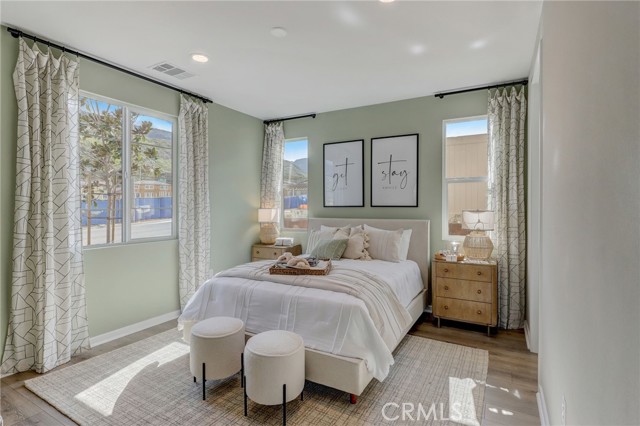 30973 Avenida Ramblas, Highland CA: https://media.crmls.org/medias/af1d90ff-8248-4fca-9550-7bf3afb5dd66.jpg