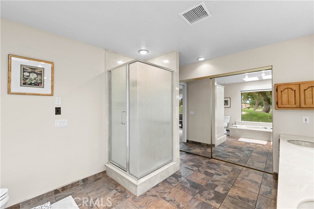 17849 Pebble Beach Drive, Victorville CA: https://media.crmls.org/medias/af1dbe0b-94dc-4bff-b216-e612d8d8efa7.jpg