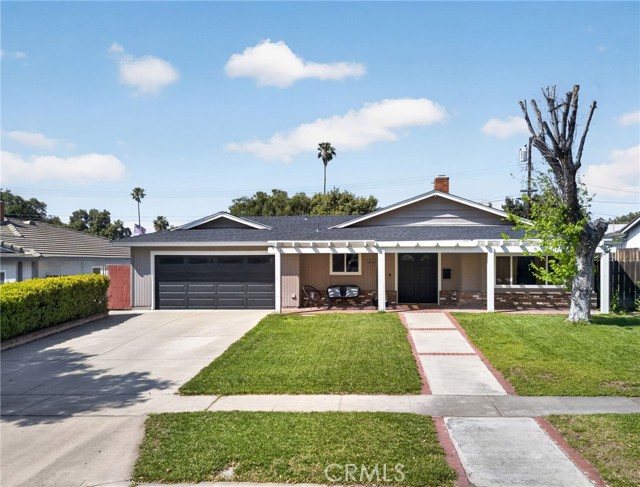1463 Clock Ave, Redlands CA: https://media.crmls.org/medias/af1e7ef4-3920-4e4b-ab36-f5fce0c2ed7c.jpg